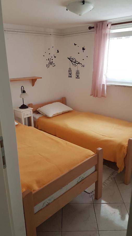 Apartment Branka ラビン エクステリア 写真
